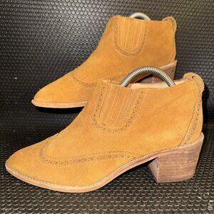 Madewell Grayson Brogue Wingtip Mustard Yellow Suede Chelsea Boots Women Size 9